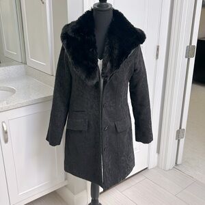 Black patterned Dress Coat By Xhilaration size small. Removable fur collar.